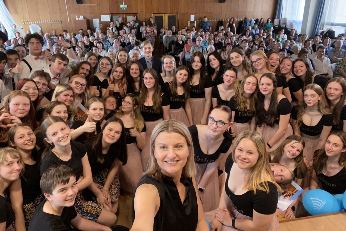 Koncert sborů Unique G+SOŠ Rokycany